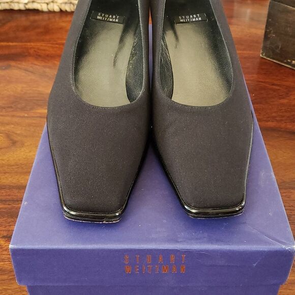 Vintage 90's STUART WEITZMAN Kitten Heels Pointed Squared Toe Black Crepe - Picture 2 of 10